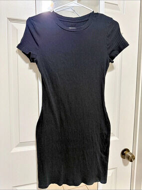 Black Ribbed Mini Dress Size Medium